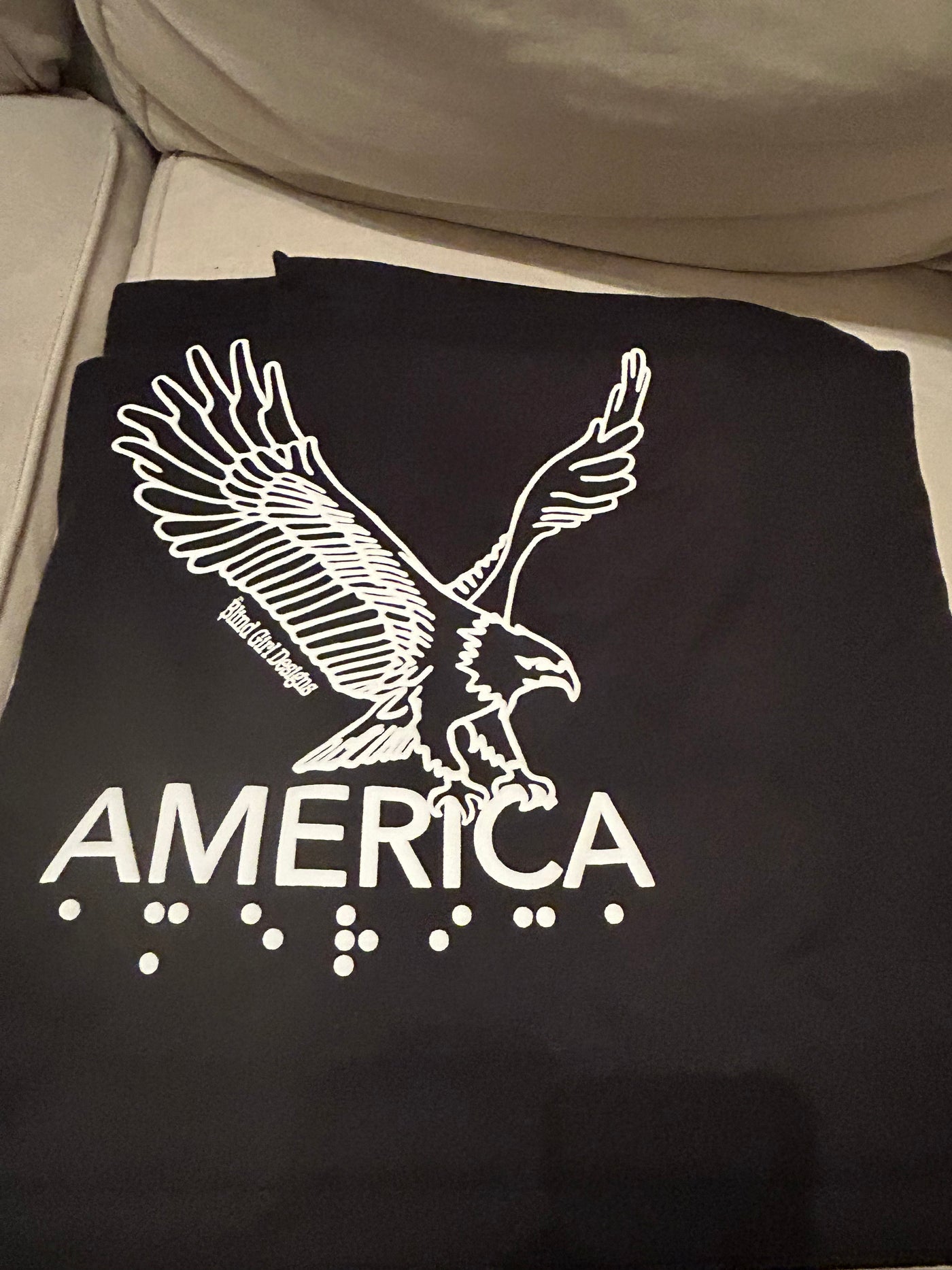 Tactile American Eagle Sweatshirt Blanket - Black